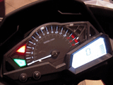 Ninja250 デジタル化したメーター回り