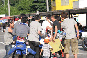 優勝の祝福